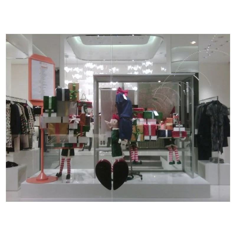 Moschino Cheap And Chic parfüm şişesi